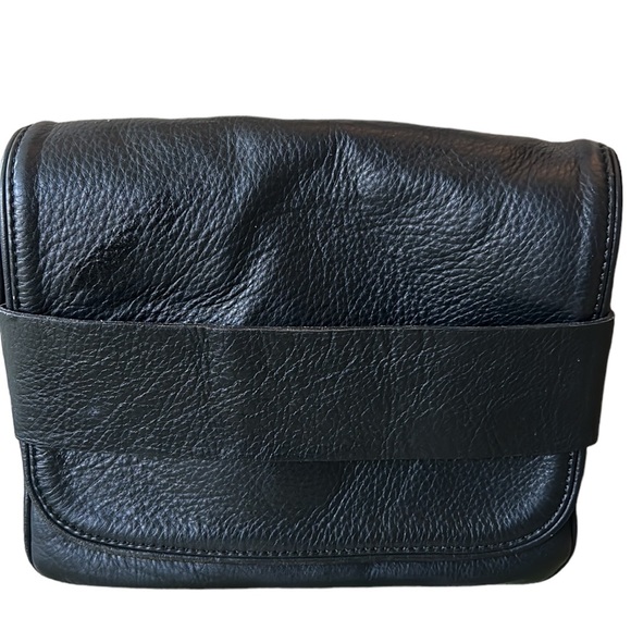 Just Female Ever Black Leather Flap Shoulder Bag Crossbody - Picture 4 of 16